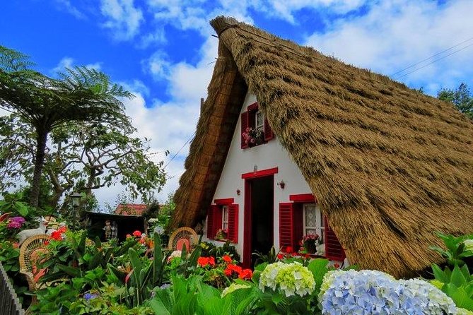 4x4 Full-Day Tour to Explore Portugal's Scents and Flavors - Santana’s Thatched Houses and Island Traditions