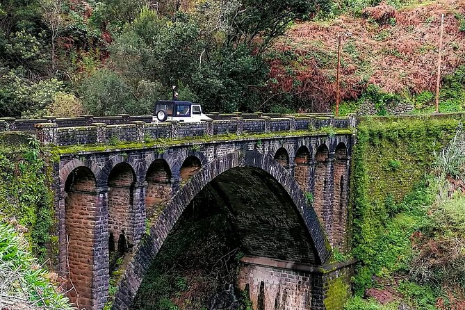 4x4 Jeep Tour to East & Northeast of Madeira - Starting above the clouds at Miradouros Do Paredao