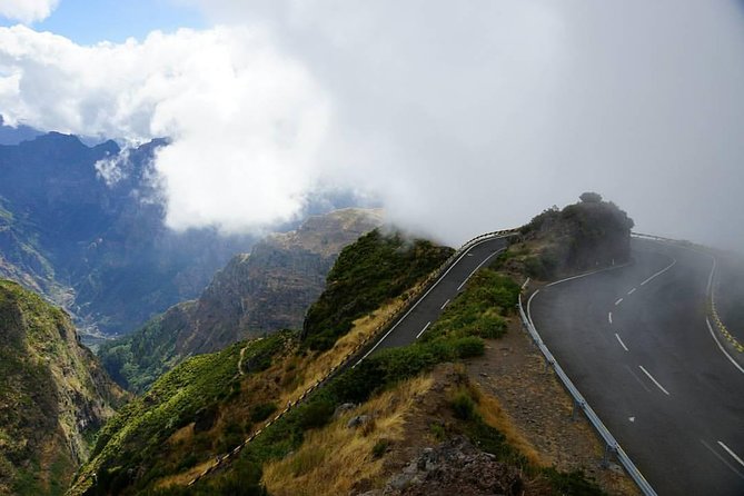 4x4 Safari Private Jeep, Full Day, Customizable Santana or Porto Moniz or other - Who should book this Madeira Jeep day?
