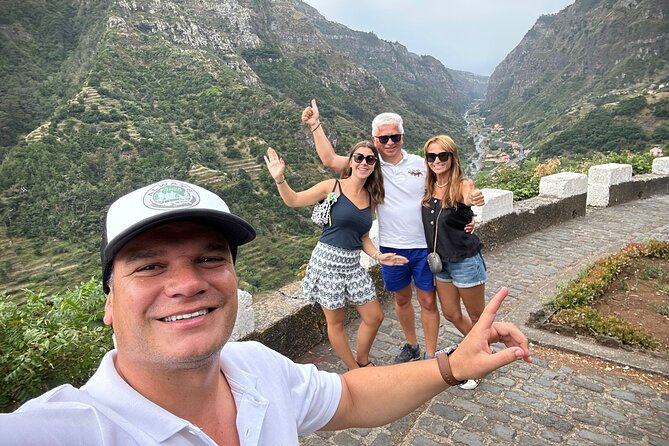 5 Hours Private tour To Porto Moniz, Rock pools, waterfalls - What the guide adds to the ride