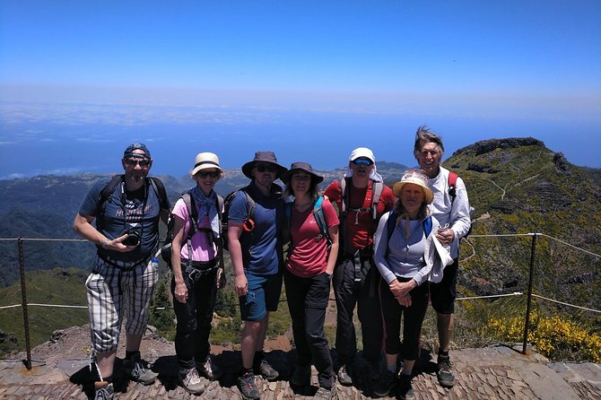 Achada do Teixeira to Pico Ruivo in Madeira (PR1.2) - Hiking Tour - Guide support and the small-group setting