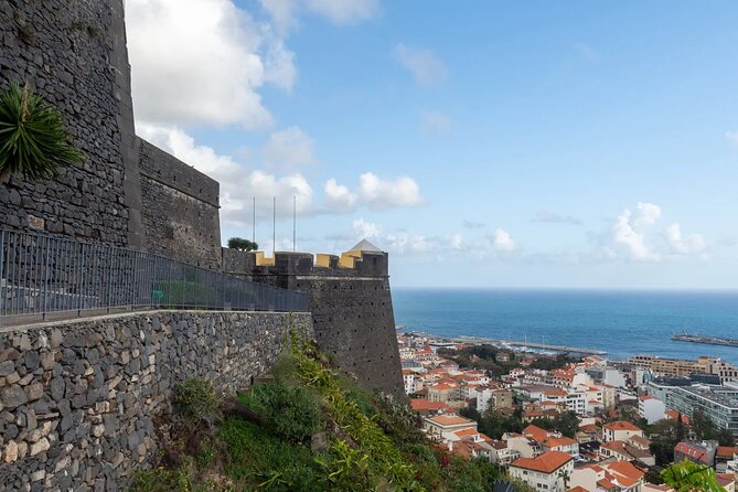 An Express tuk-tuk tour through Funchal Old Town - Barreirinha for a final view