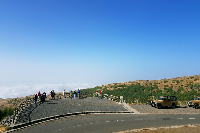 Arieiro Peak, Santo Serra, Cristo Rei in Open Roof 4x4 Experience - Why this half-day route works so well