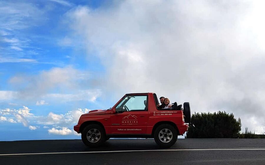 Cabo Girão Skywalk: Half-day Private Jeep - Passing the vineyards of Estreito de Câmara de Lobos