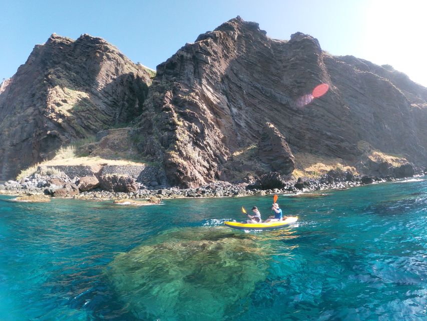 Câmara de Lobos: Private Guided Kayaking Tour in Madeira - How demanding is the paddle?