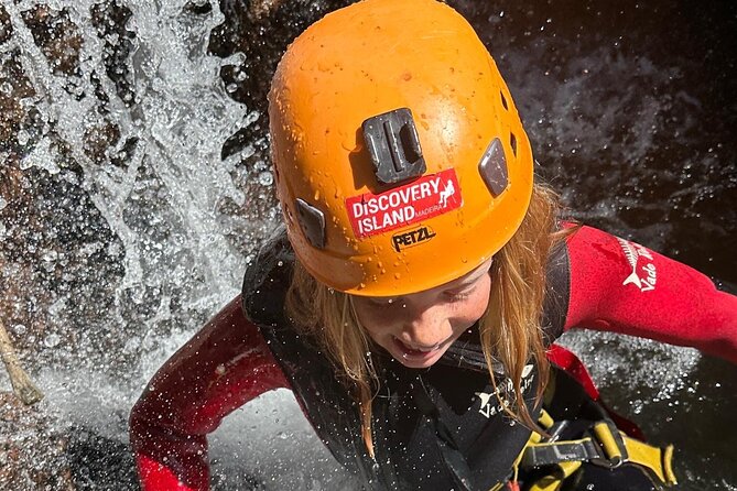 Canyoning Experience Level I Beginners in Ribeira das Cales - Following the 850-meter route