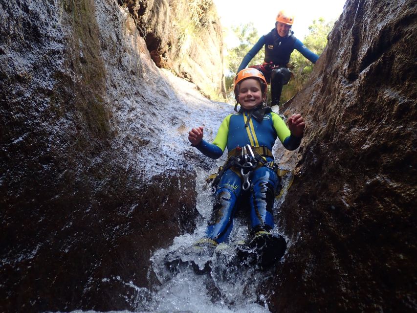 Canyoning in Madeira: Ideal for First-Timers and Families - Why this Madeira canyoning trip works for beginners