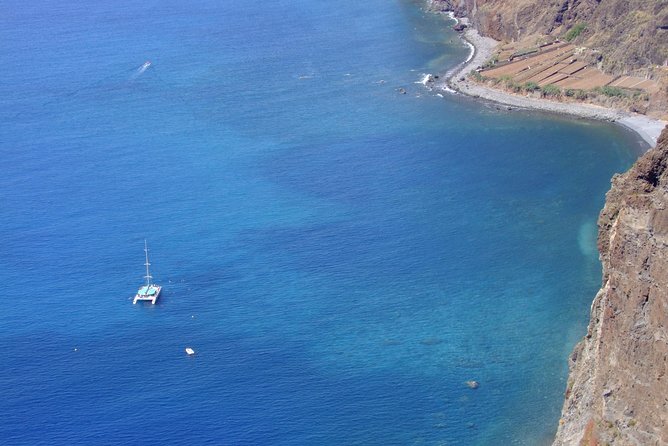 Catamaran Sunset Cruise from Funchal - The First 90 Minutes: Madeira from the Sea