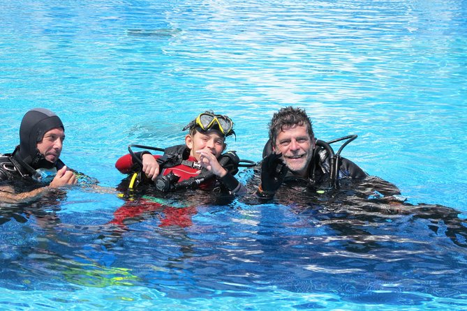 Discover Scuba Diving or Try dive - A First Underwater Lesson, Not a Full License