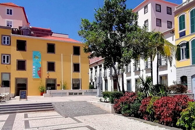 Downtown Funchal: A Self-Guided Audio Tour Through the Old City - Madeira wine at D’Oliveiras