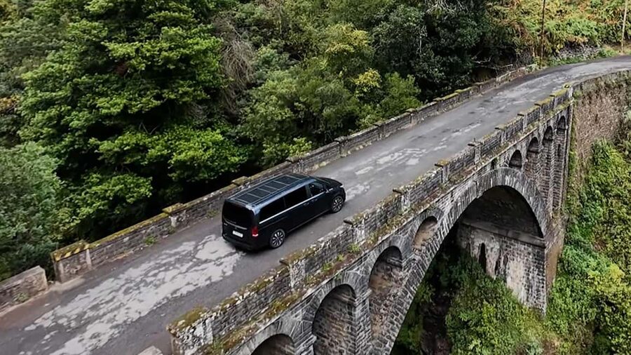 East Side of Madeira – Elegant Alternative to 4x4 Adventures - Miradouro do Guindaste and the glass viewpoint