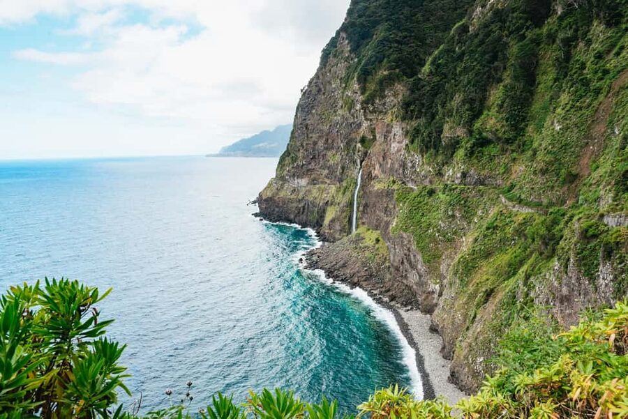 From Funchal: Porto Moniz and Seixal Day Tour by Jeep - Paúl da Serra trades ocean views for open highlands