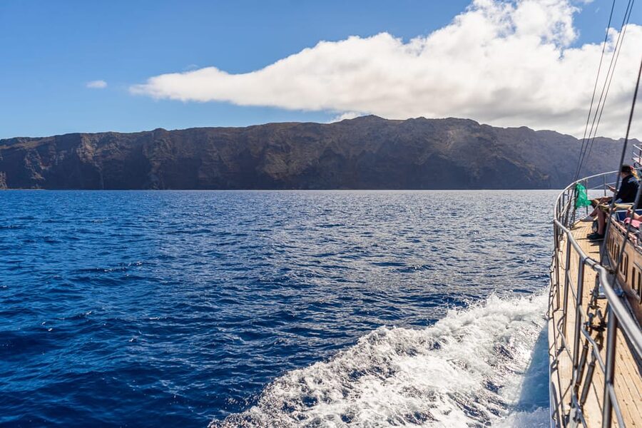 From Funchal: Wooden Boat Excursion to Desertas Island - Meeting point, languages, and timing