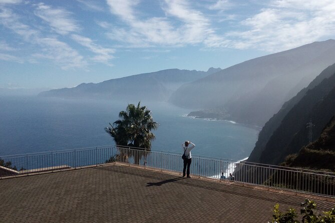 Full Day Jeep Safari Tour to Porto Moniz and Cabo Girão - Cabo Girão and the first look down