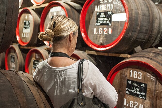 Full-Day Madeira Wine Tasting Tour with Lunch - Tasting Madeira wine and Madeiran table wine