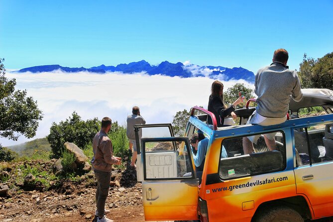 Full Day Private 4x4 Tour in West Madeira with Local Guide - Seixal, Poças das Lesmas, and black sand
