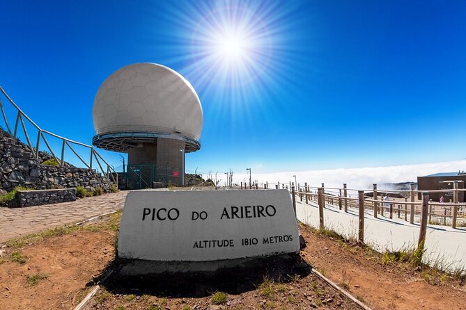 Full-Day Santana Madeira Island Tour - Pico do Areeiro, cold air and huge views