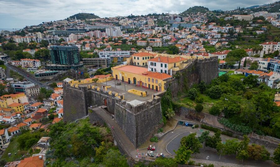 Funchal : 1 hour City Tour by Tuk-Tuk - What $33 buys you in one hour