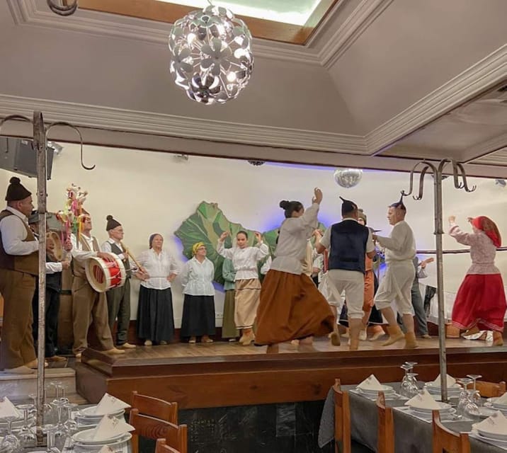 Funchal: Amazing Dinner with Folklore - Hotel pickup makes the evening easy