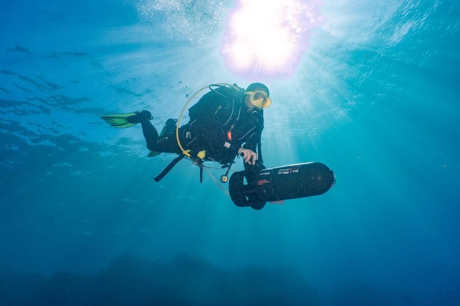 Funchal: DPV- Scooter Dive Adventure - The DPV briefing is more important than the speed
