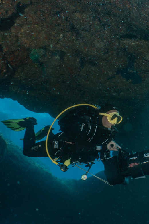Funchal: DPV- Scooter Dive Adventure - Who will enjoy this most?