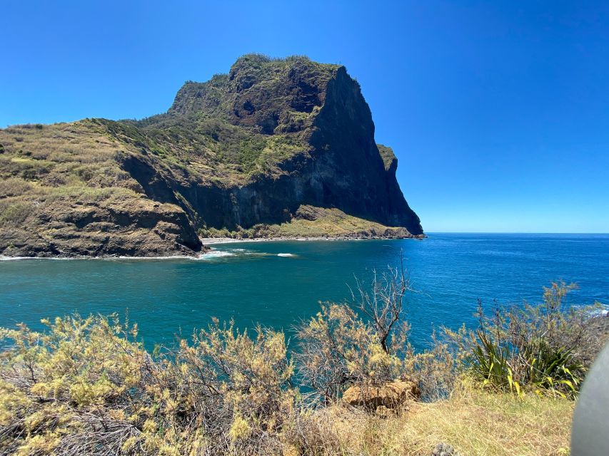 Funchal: East Madeira Island Guided Tour & Laurissilva Walk - Guindaste viewpoint opens onto the northeast coast