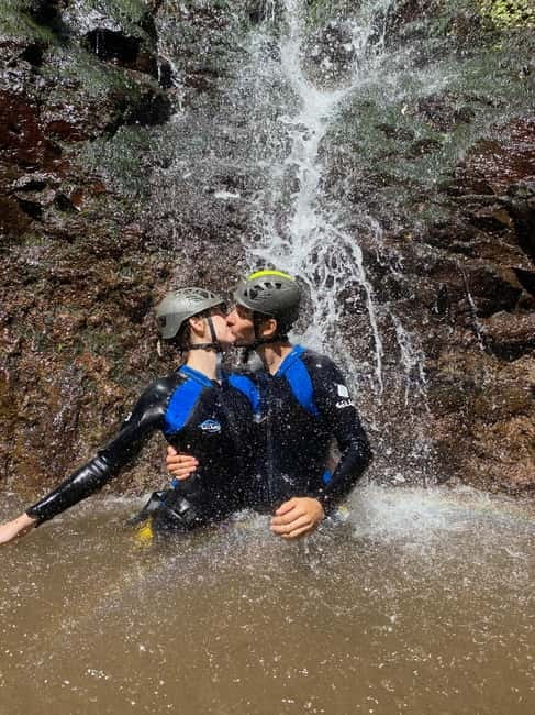 Funchal: Explore Canyoning Level 1 Rochão - How the four-hour itinerary works