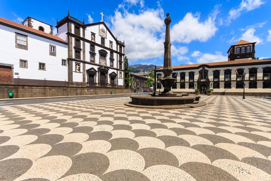 Funchal: Hop-On Hop-Off Bus Tour - Blandy’s Wine Lodge and Madeira wine