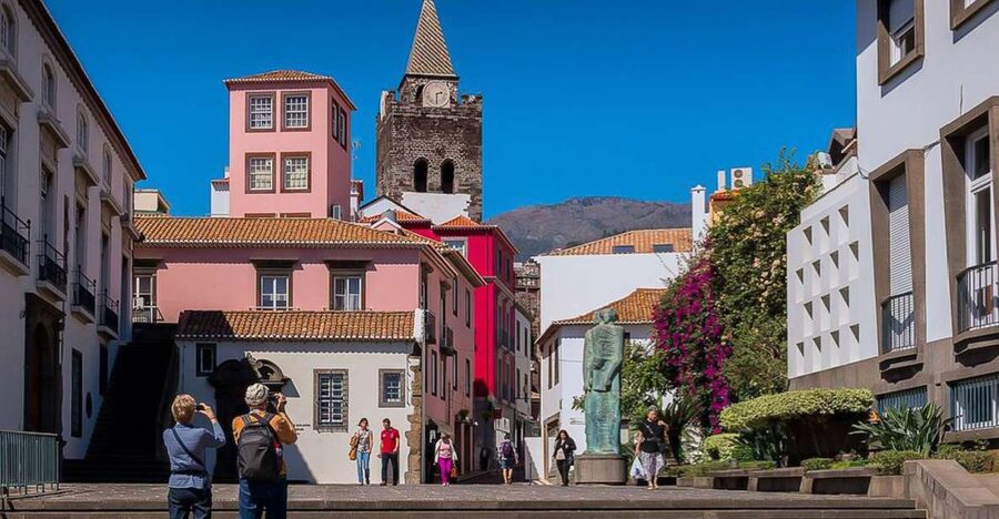 Funchal: Old Town Walking Tour - Why this two-hour walk works so well in Funchal