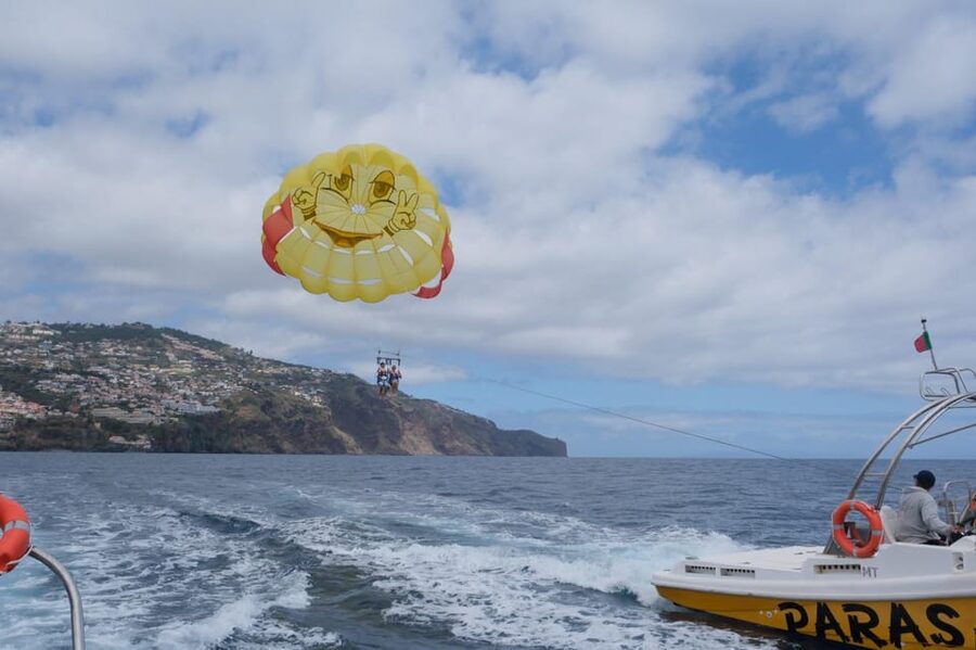 Funchal: Parasailing Tour on the Coast of Madeira Island - Finding Pier 8 at Marina Nova do Funchal