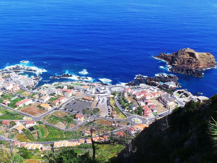 Funchal: Porto Moniz, Seixal, Fanal, and Cabo Girão Tour - Lunch at Restaurante Jungle Rain