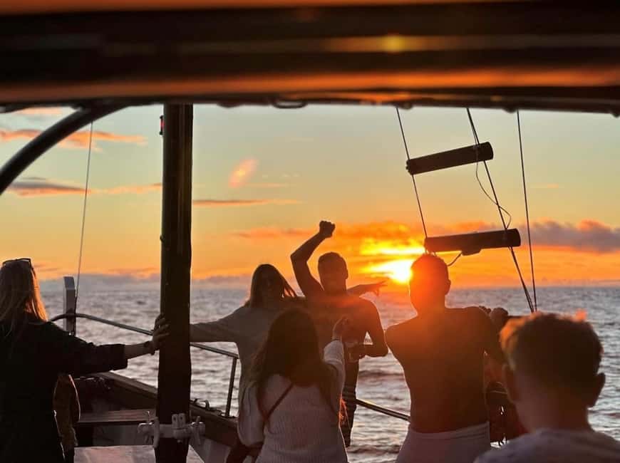 Funchal: Sunset Tour on Traditional Madeiran Boat w/ Drinks - Is the $56 price good value?
