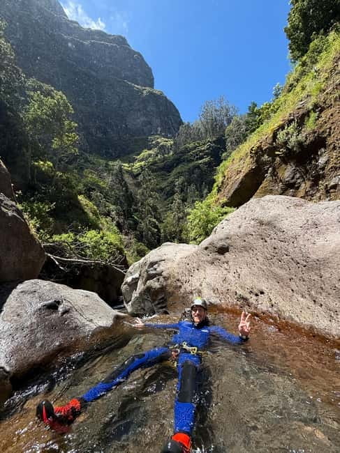 Go Explore Canyoning Level 2 (Nun's Valley) . - What to bring and what to send before arrival