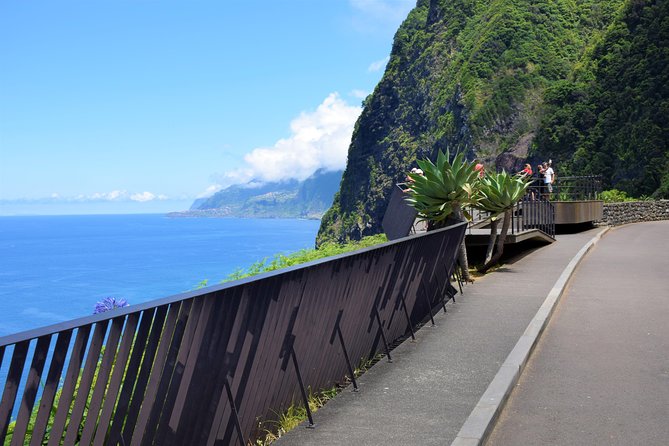 Go West - The most popular tour - Two hours at Porto Moniz