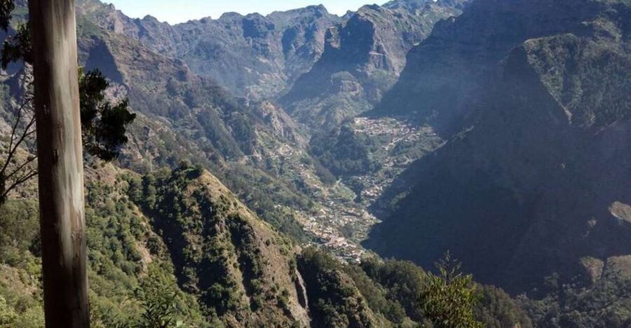 Madeira 2 Full-Day & 1 Half-Day 4x4 jipe Special Tour Combo - Why this three-day combo works well in Madeira