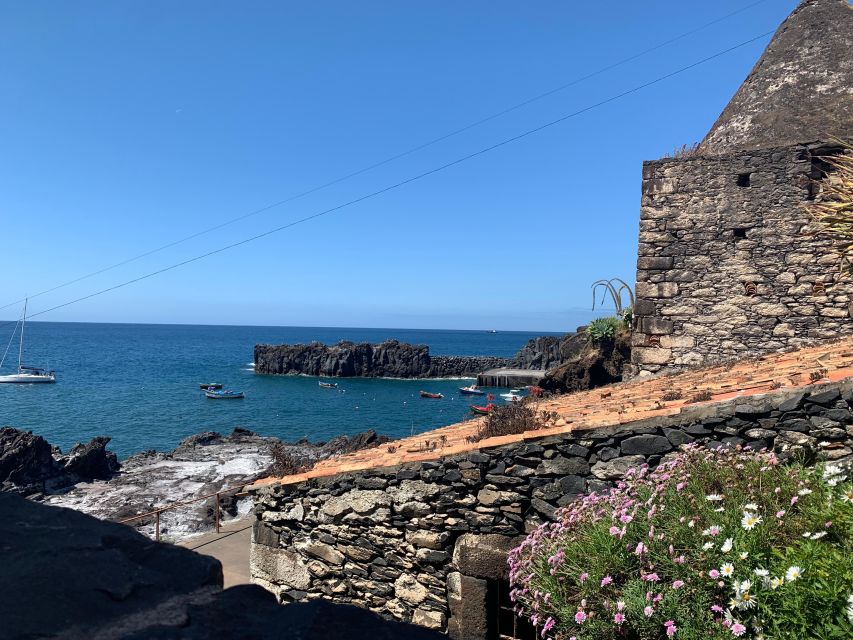 Madeira: 4 hours Classic Jeep tour in Central Madeira - Cabo Girão and the glass platform