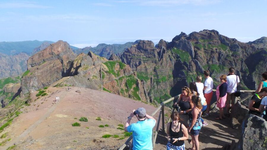 Madeira: Arieiro, Santana, Ponta de São Lourenço Jeep Tour - Pico do Facho and the final coastal shift