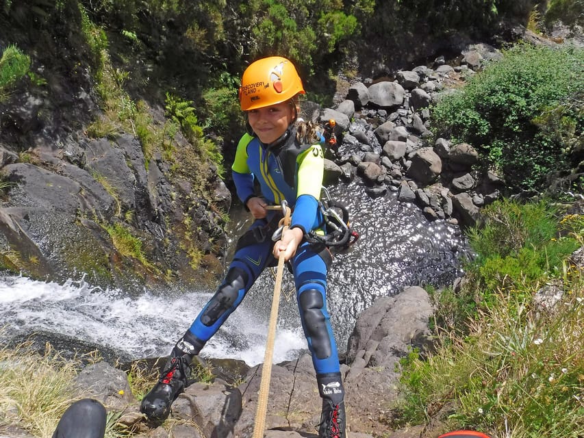 Madeira: Beginner (Level 1) Canyoning Experience - Starting in Funchal and reaching Ribeira das Cales