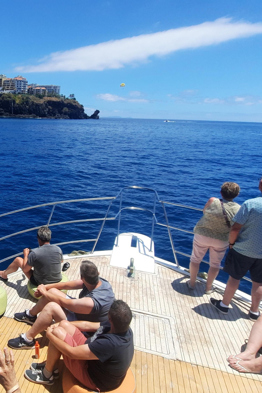Madeira: Boat Trip with Lunch, Drinks, and Hotel Transfer - Leaving Funchal with the hard work done