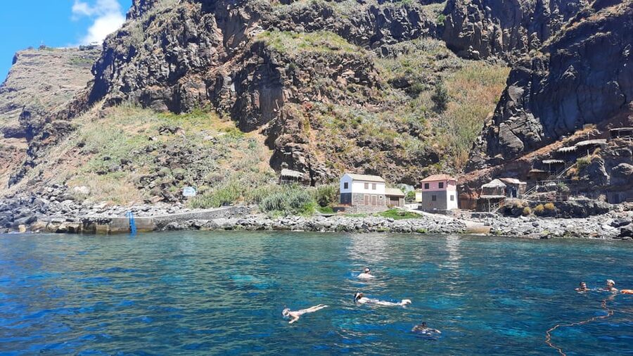 Madeira: Boat Trip with Lunch, Drinks, and Hotel Transfer - Small details that make the day better
