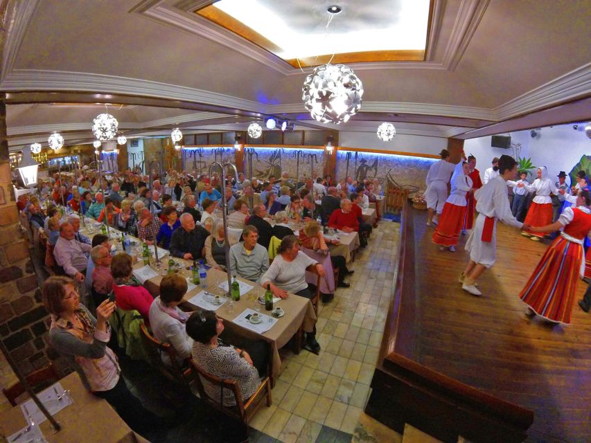 Madeira by Night with Traditional Dinner - A Madeira night built around food and folk dance