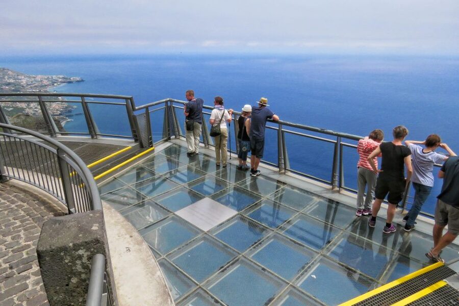 Madeira : Cabo Girao and Camara de Lobo 4WD half-day Tour - Câmara de Lobos adds a human touch