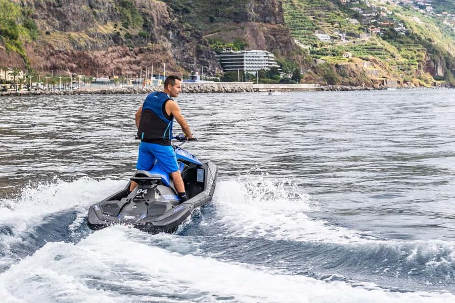 Madeira: Calheta Jet Ski Rental - The safety briefing makes this workable for beginners