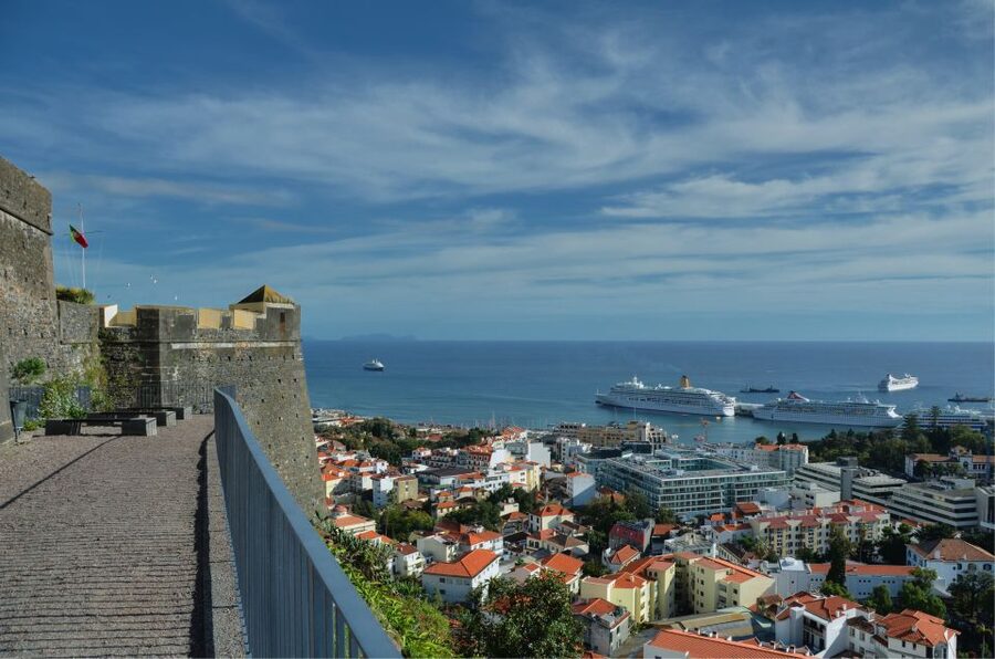 Madeira: Customized 3, 4 or 6-Hour Tour - What the guide and vehicle add