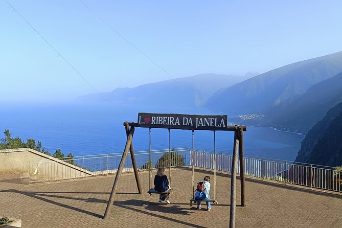 Madeira: Experiência 4WD Skywalk para Seixal Porto Moniz, Fanal - What the $72.08 price really covers