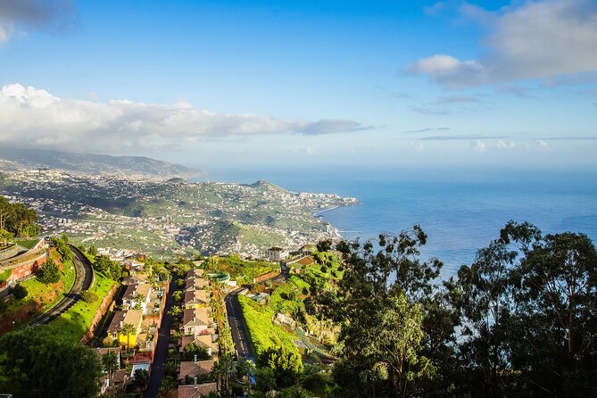 Madeira Full Day Tour West and East Island Top Highlights Tour - Cabo Girão and the glass platform