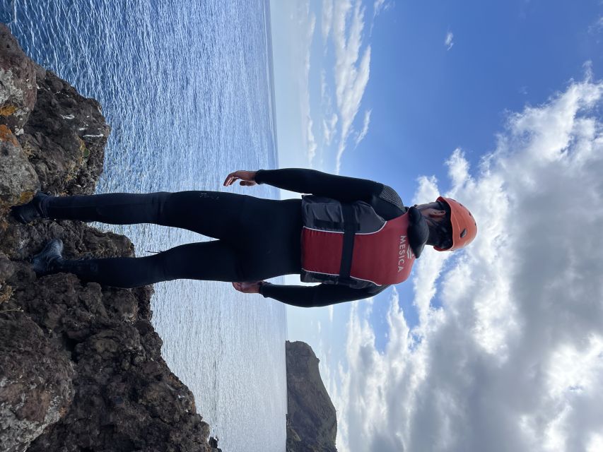 Madeira: Garajau Coastal Hike and Cliff Jumping - Walking the Garajau coast
