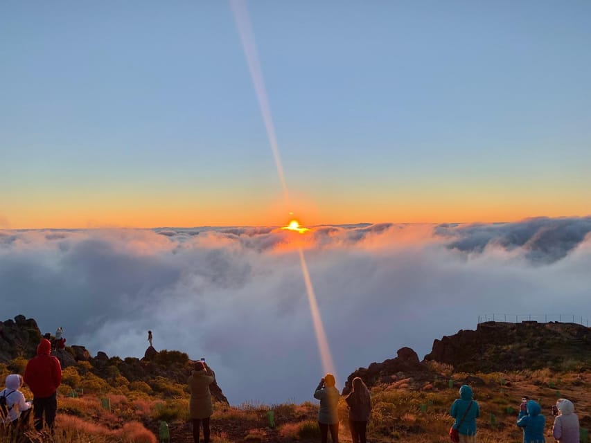 Madeira: Heavenly Sunset Pico do Arieiro with Snacks & Wine - The ride from Funchal to Pico do Arieiro