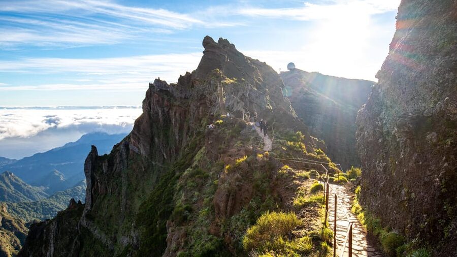 Madeira: Heavenly Sunset Pico do Arieiro with Snacks & Wine - What happens when fog rolls in
