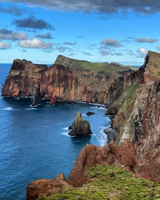 Madeira: Hike Transfer to Ponta de São Lourenço (PR8) - The 9 a.m. pickup and ride to the trailhead